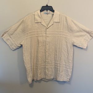 Men’s XL Linen button down short sleeve shirt.